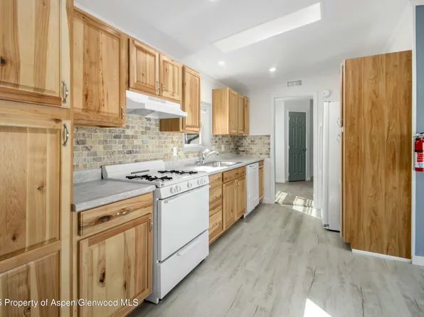 197 Bent Creek Cir, Parachute, CO 81635