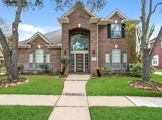 5622 Lake Place Dr, Houston, TX 77041