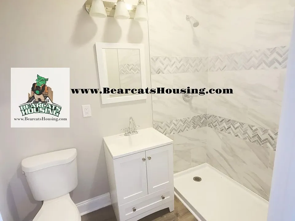 27 Leroy St #2