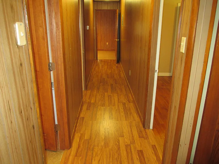 1828 Robins St — Photo 14