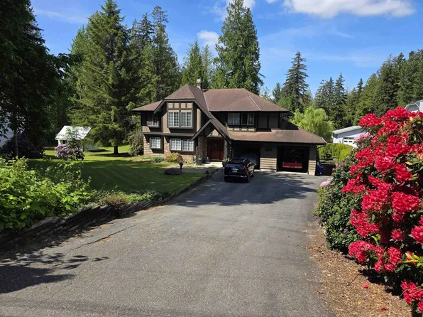 8953 Hammond St, Mission, BC V2V 6X8