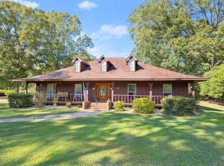 12723 Pleasant Ridge Dr, Walker, LA 70785
