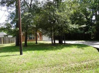 10530 Twin Oak Dr, Conroe, TX 77385