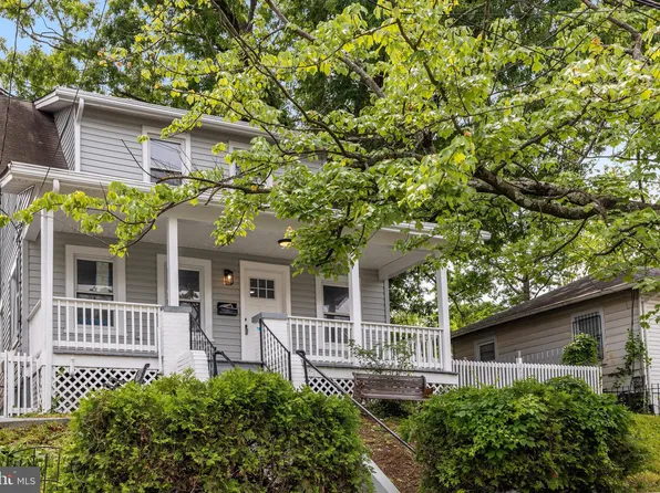 4713 Eads St NE, Washington, DC 20019