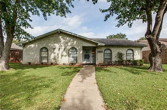 1st image of 2837 Emberwood Dr