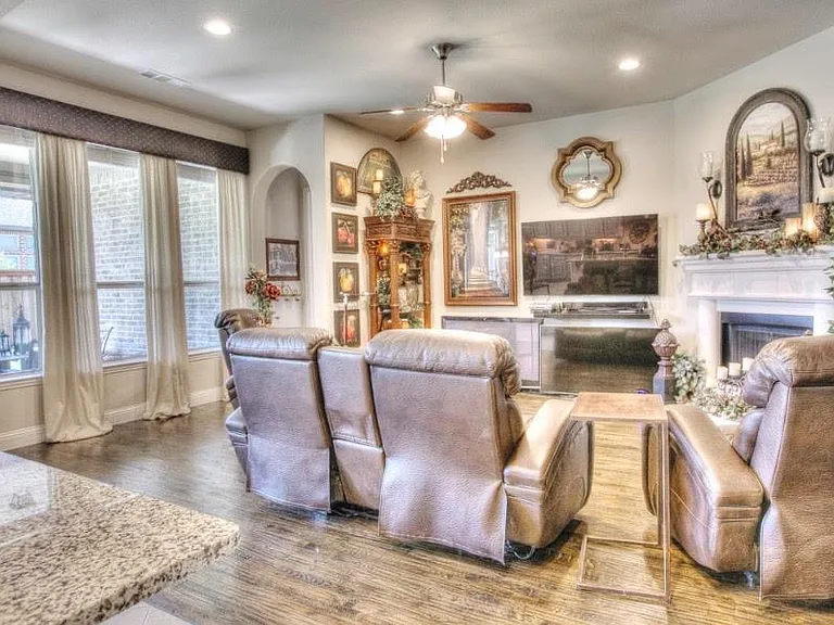 8117 Haltered Horse Ln — Photo 11
