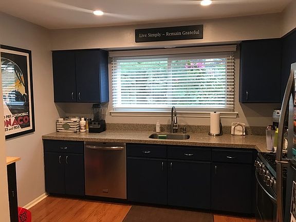 2nd image of 84 Hillcroft Way