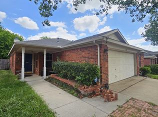 2417 Ensenada Ln, Fort Worth, TX 76108