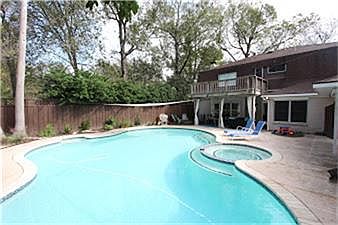 2nd image of 308 Saint Cloud Dr