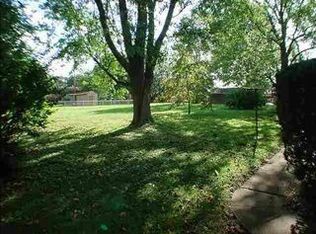 305 6th Ave, Huntington, WV 25701