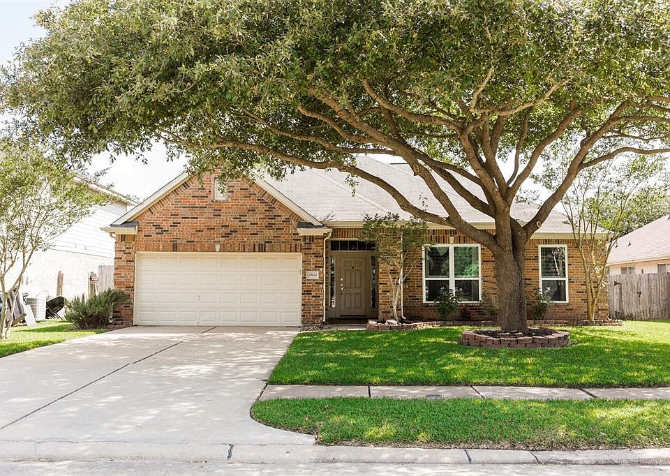 1st image of 19603 Golden Willow Dr