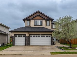3808 Triomphe Blvd, Beaumont, AB T4X 0C4