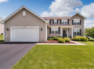 1355 Olive Ln, Hampshire, IL 60140
