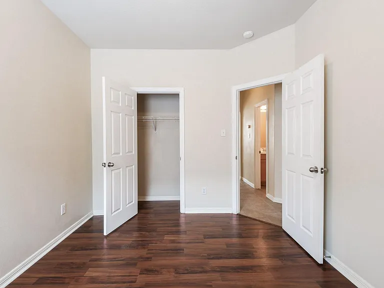 2029 Creek Run Dr — Photo 25