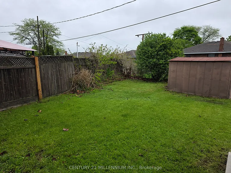 32 Stewart Ave #BASEMENT — Photo 22