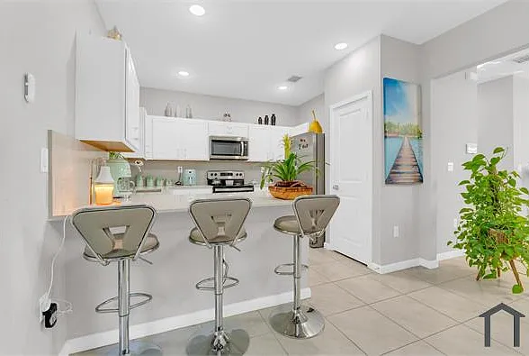 424 NE 4th Ave #424 — Photo 43