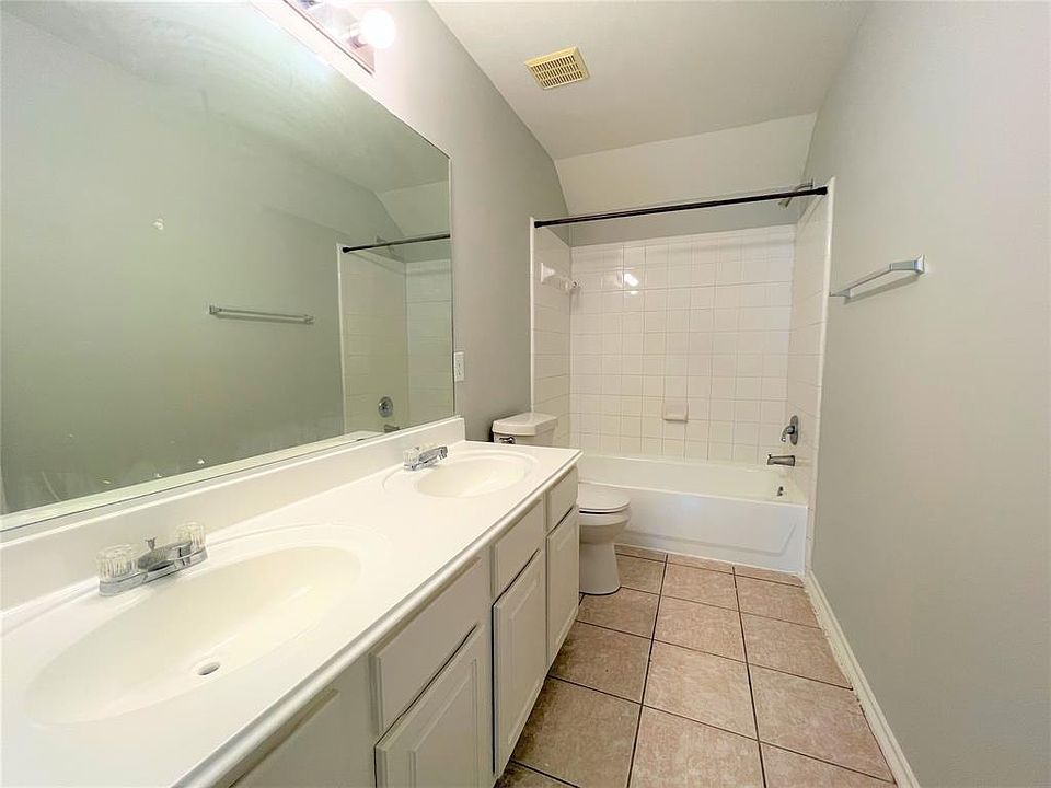 1st image of 24602 Kingston Hill Ln
