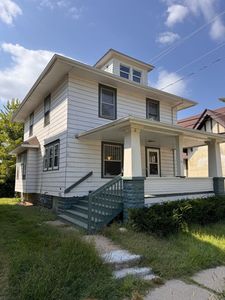 361 19th St SE, Cedar Rapids, IA, 52403