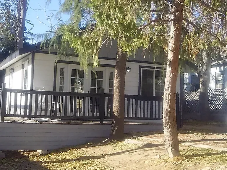 Trail E — Photo 1
