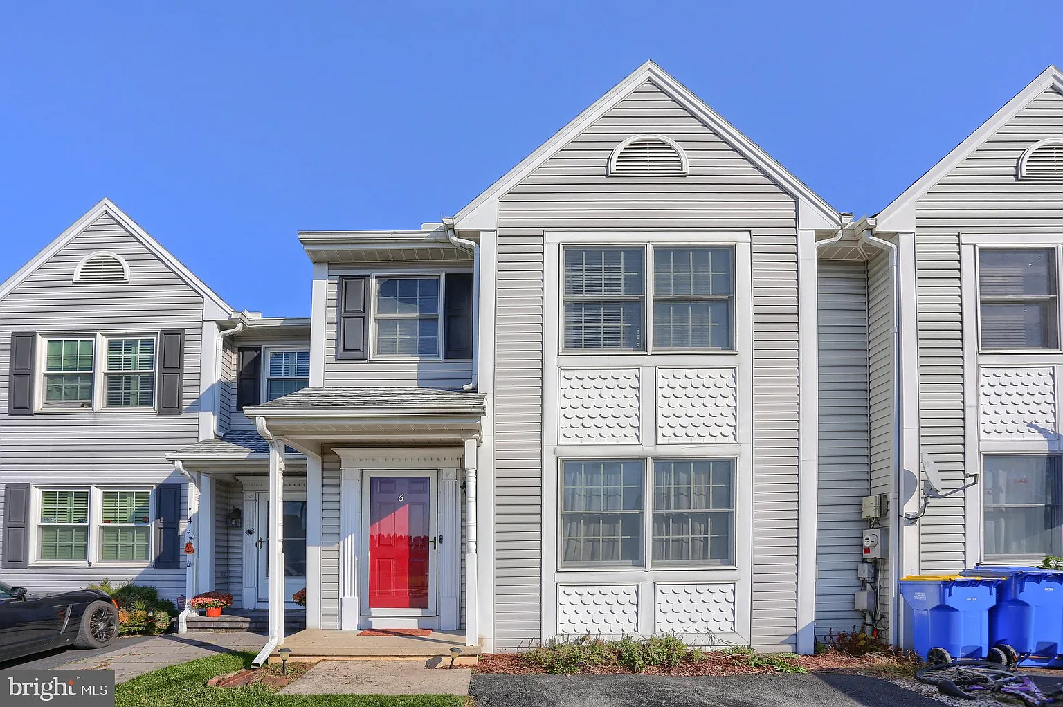 6 Warwick Cir photo 1