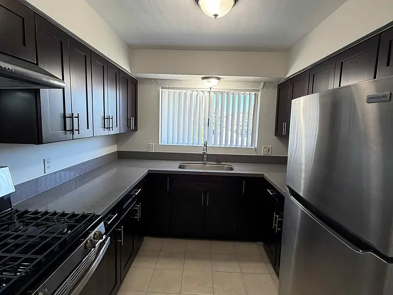 5791 Kingman Ave — Photo 12