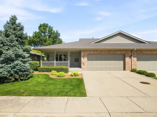 211 Fox Run Dr, Elwood, IL 60421