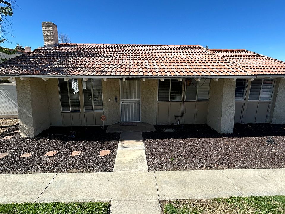 1st image of 411 King Ct