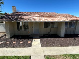 411 King Ct, Hemet, CA 92543
