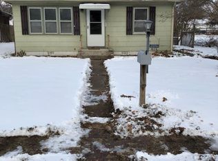 312 NW The Dr, Topeka, KS 66606