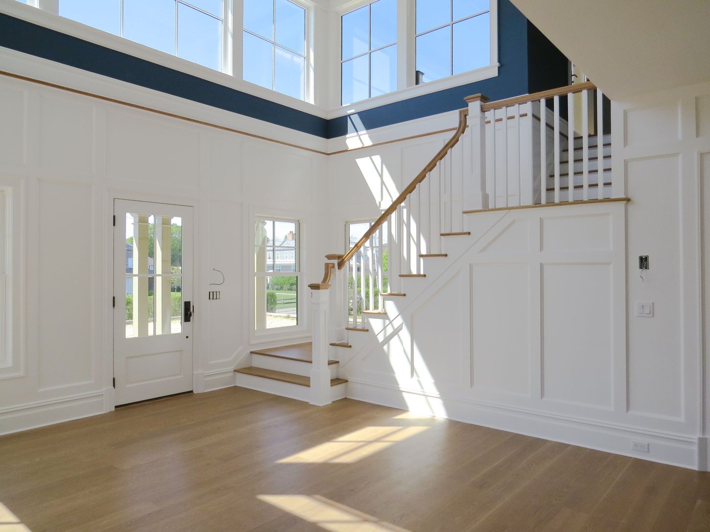 Elegant Entry Foyer