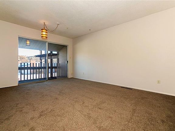 4th image of 1600 Avenue E APT 37
