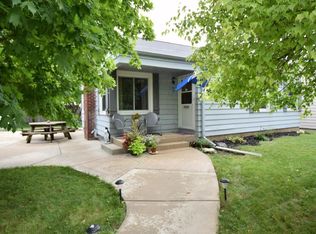 151 E Gauer Cir, Milwaukee, WI 53207