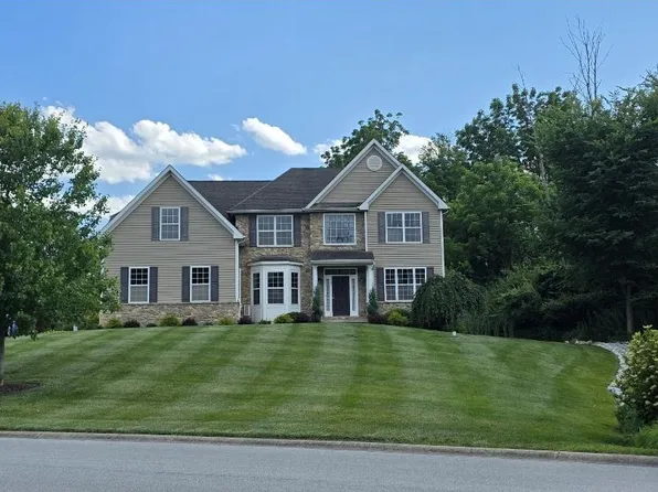 12 Michael Ct, Coatesville, PA 19320