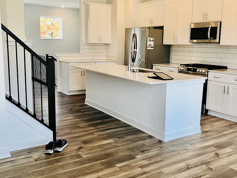 13859 Gatsby Dr — Photo 4
