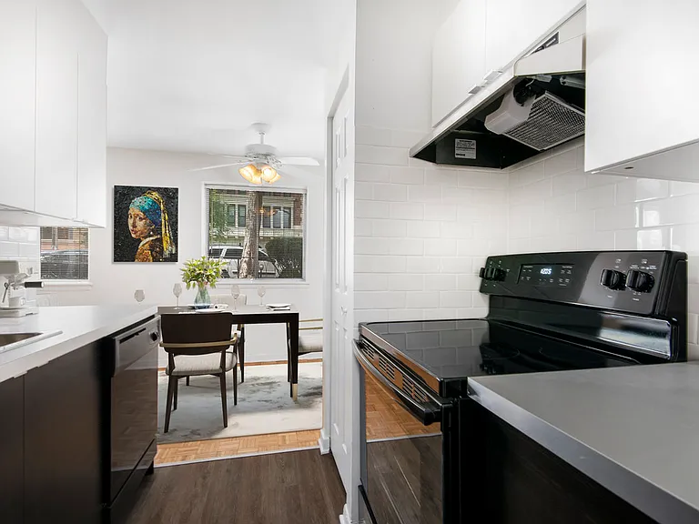441 W. Barry — Photo 9