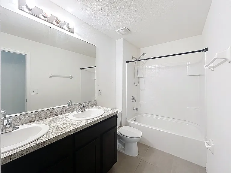 7769 Tuscan Bay Cir — Photo 15