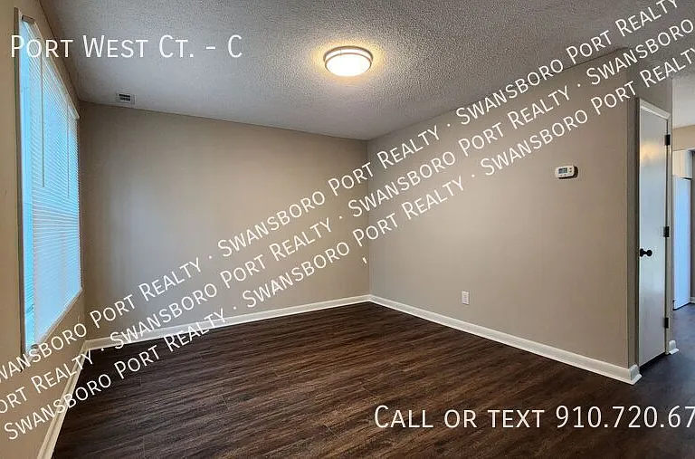 12 Port West Ct #C — Photo 3