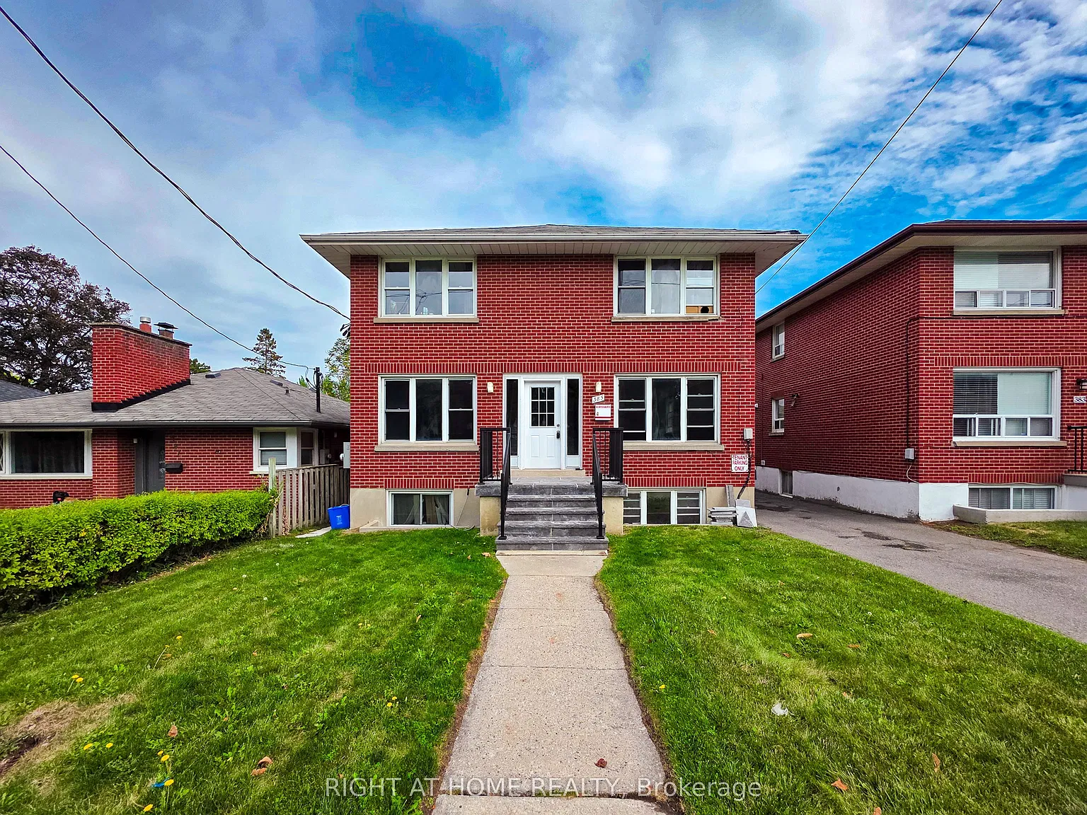 2 bed, $2,350 — Photo 2