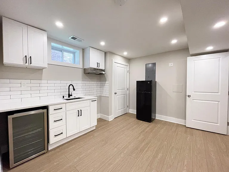 1267 Emerson St NE — Photo 23