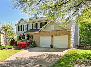 1433 Fishers Mill Ct, Herndon, VA 20170