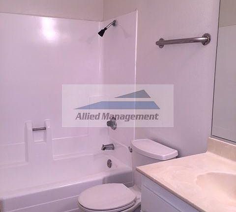 Bathroom 22_09062018