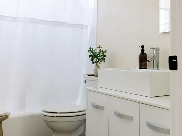 (undisclosed Address), Placentia, CA 92870