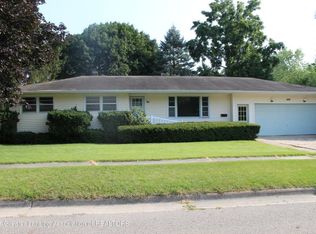 146 Elm St, Grand Ledge, MI