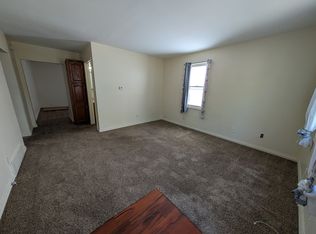 148 N Cleveland Ave, Bradley, IL 60915