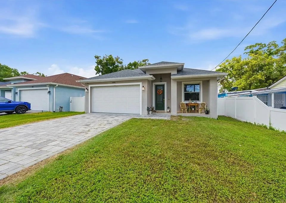1808 W Cluster Ave