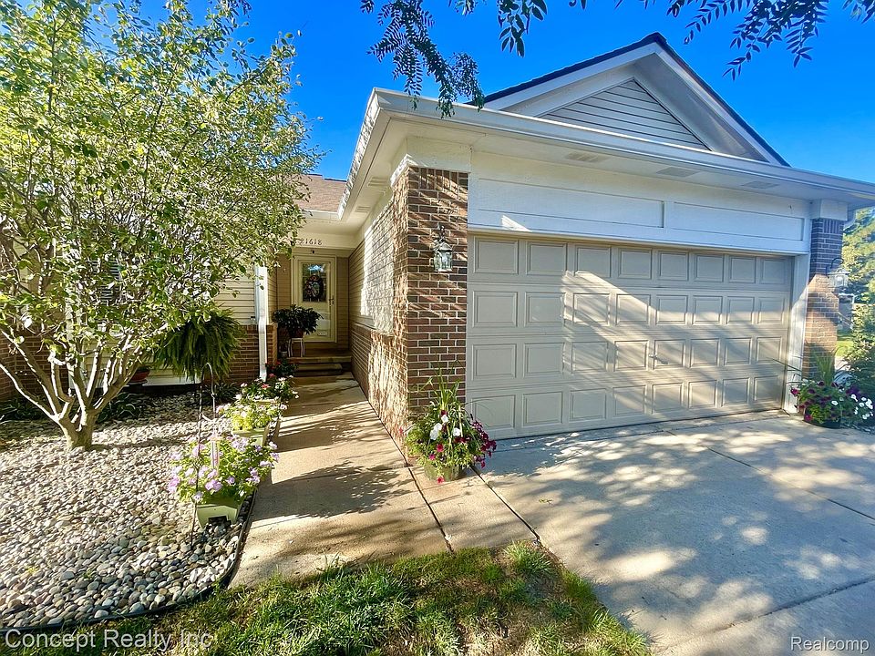 1st image of 21618 Lincoln Dr