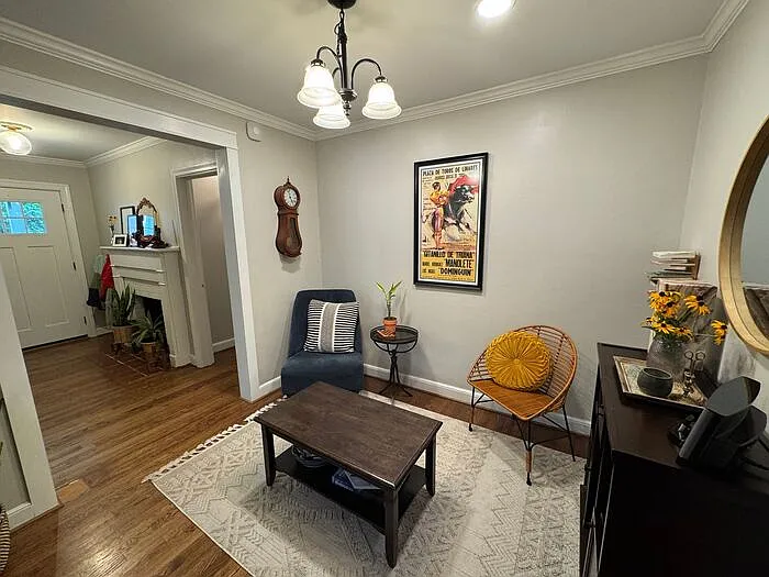 2602 Poincianna St SW — Photo 4