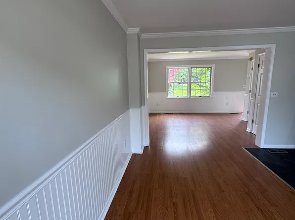 22 Chamberlain St, New Haven, CT 06512