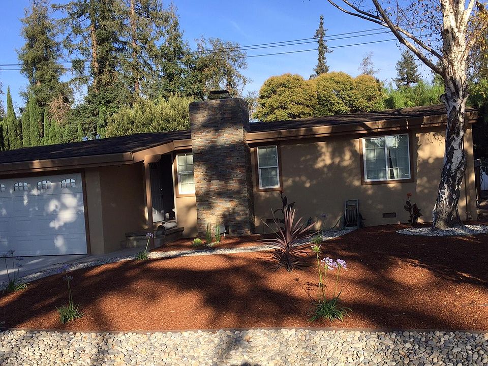 1st image of 892 Tamarack Ave