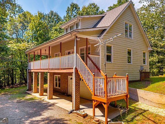 2nd image of 807 Satterfield Rd